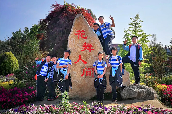 中国部?中学 | 踏遍千山万水，人间四月，你们最美！